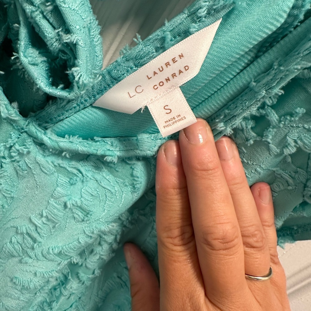Turquoise Textured Dress - Picture 4 of 4
